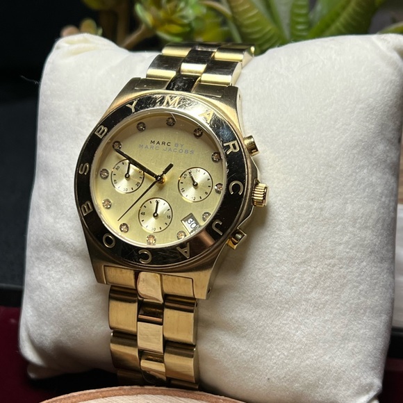 MARC by Marc Jacobs Watch ✨ - Picture 5 of 10